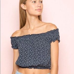 Brandy Melville crop top